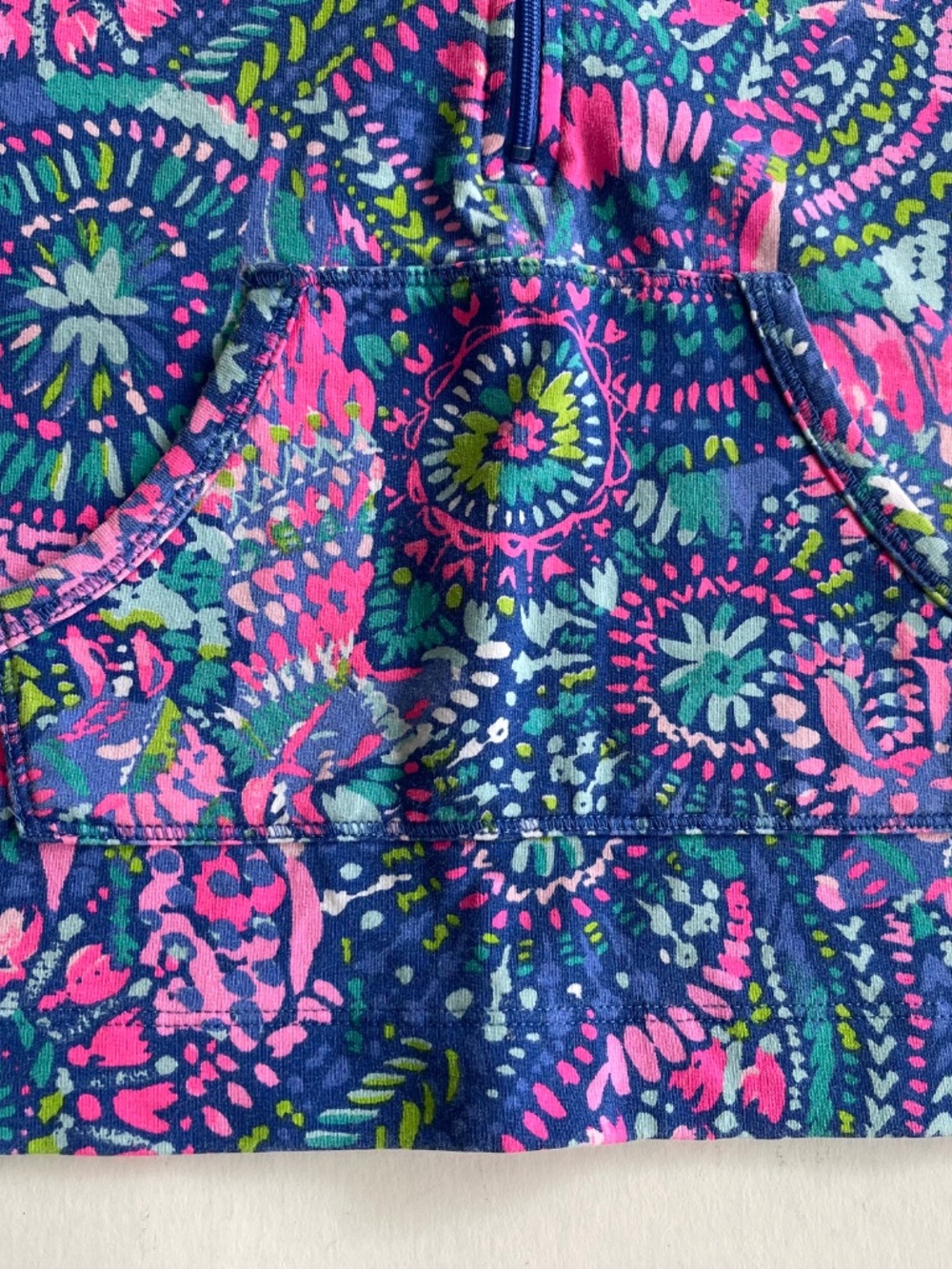 Lilly Pulitzer Girls No Prob Llama Little Skipper Popover - Picture 4 of 11